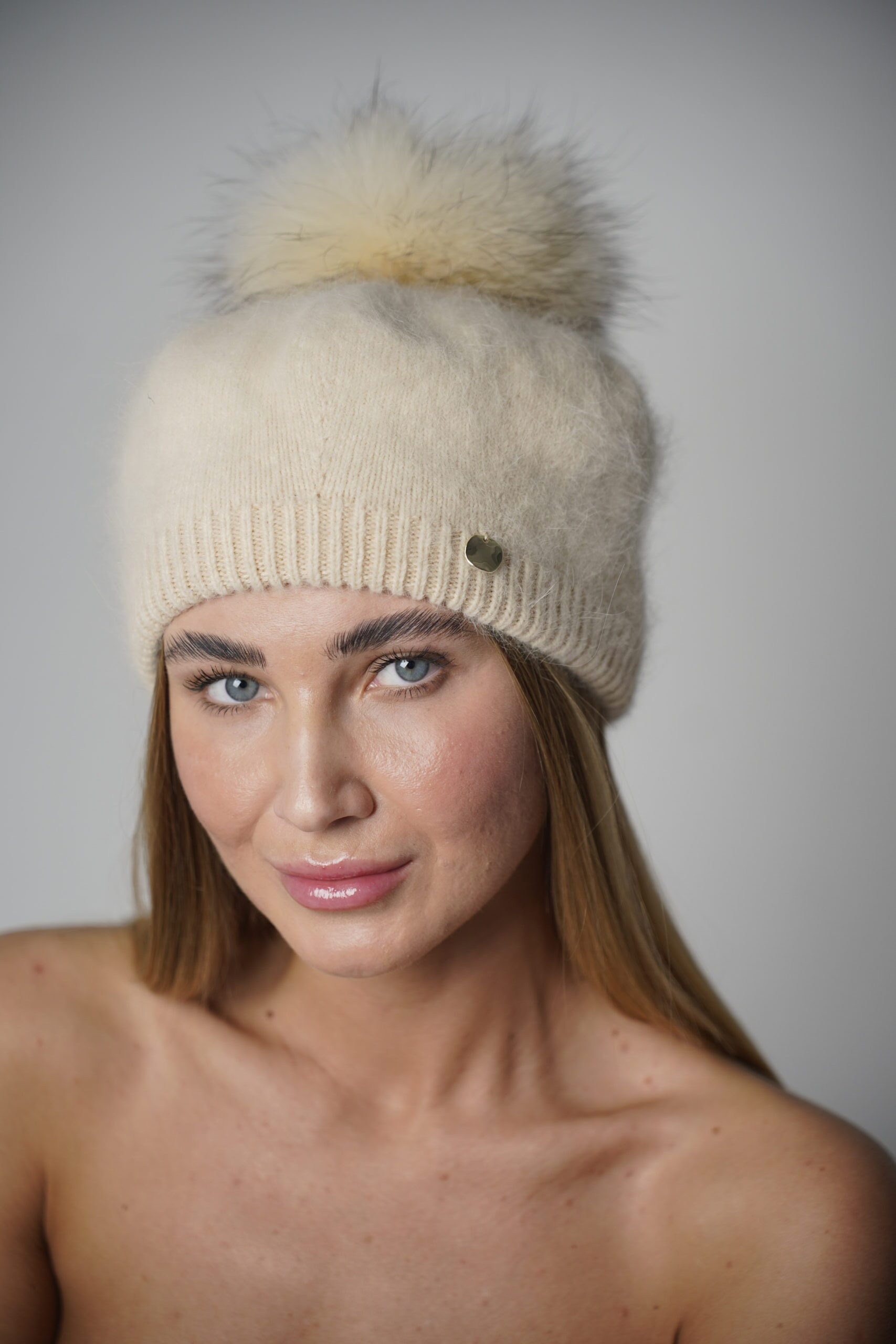 Beret POM-POM angóra/szőrme