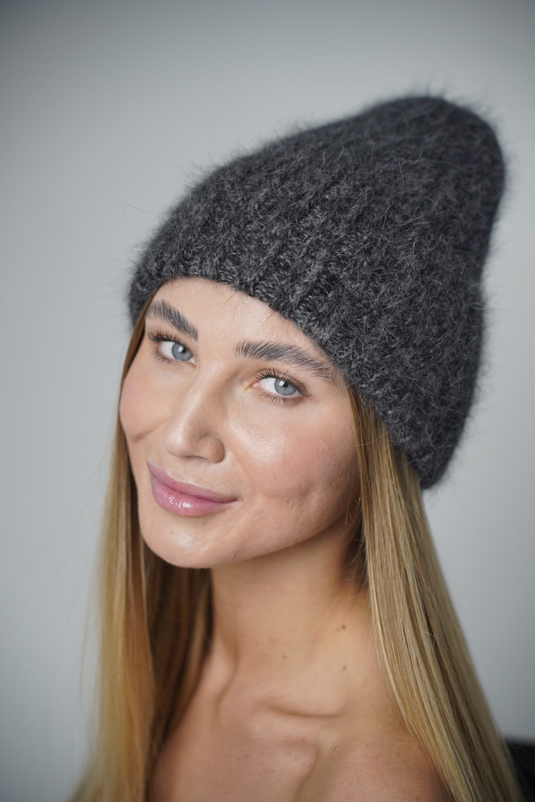 Sötétszürke-melír