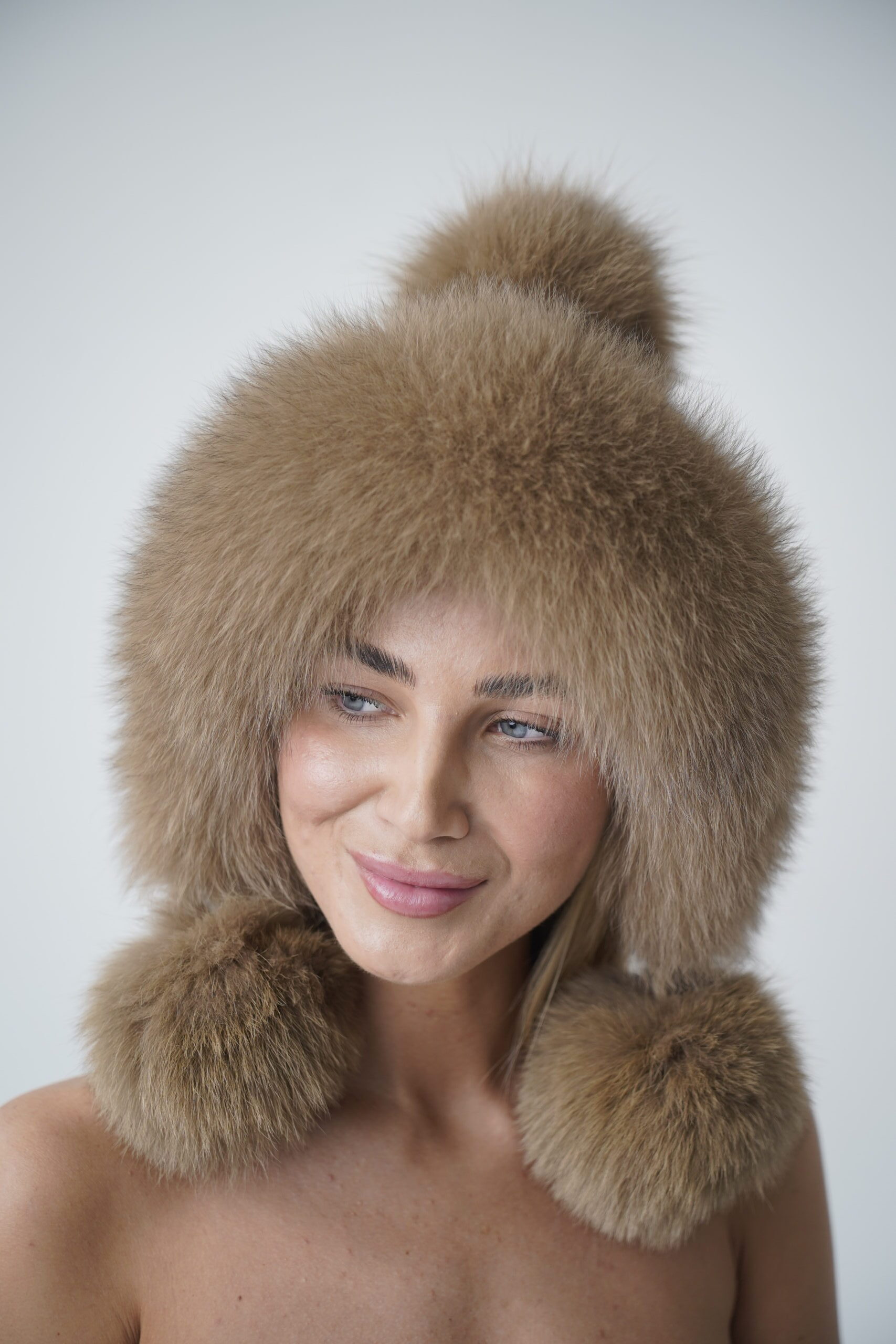 ZIMUSKA nerc-róka szőrme női sapka